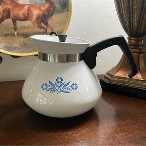 RARE Backstamp 1960s Vintage Corning Ware Blue Cornflower 6 Cup Teapot with Lid